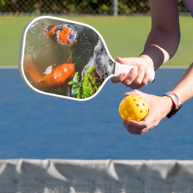 Raquette De Pickleball Poisson Koi dans un étang (Insitu)