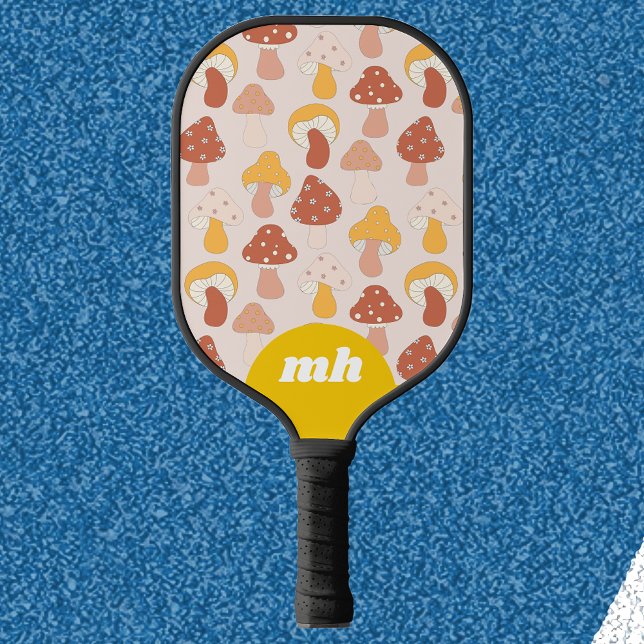 Raquette De Pickleball Retro les années 70 Champignon Pastel Monogram (Créateur téléchargé)