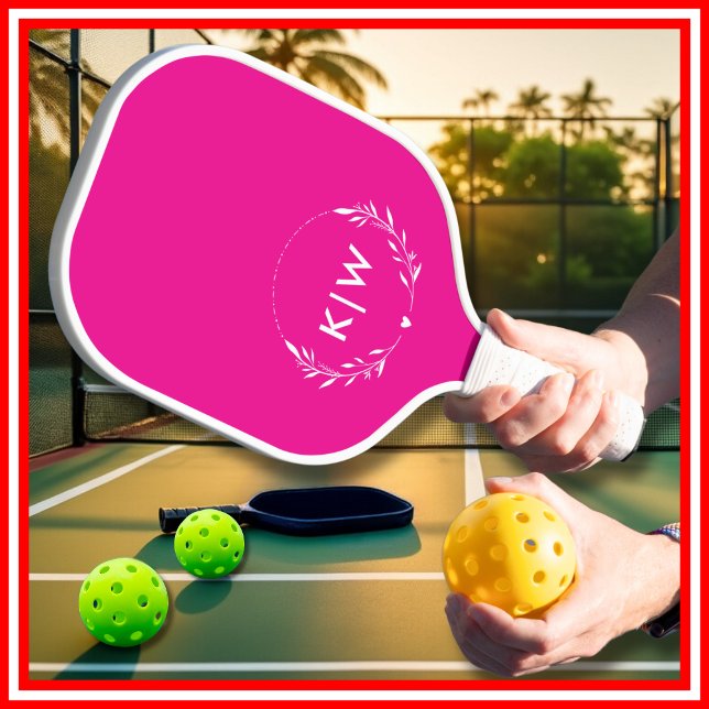 Raquette De Pickleball Rose et Blanc | Monogramme Initiales Modernes  (Pink and White | Modern Initials Monogram Pickleball Paddle)