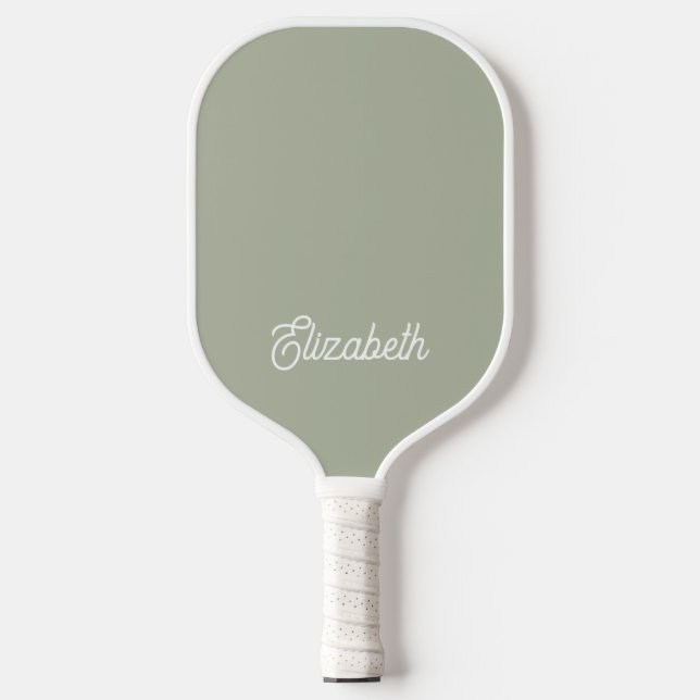 Raquette De Pickleball Sage féminin moderne Vert Script Nom personnalisé (Recto)