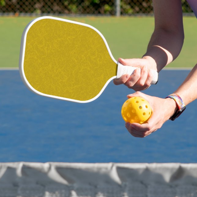 Raquette De Pickleball Surface jaune texturée avec un motif tourbillonnan (Insitu)