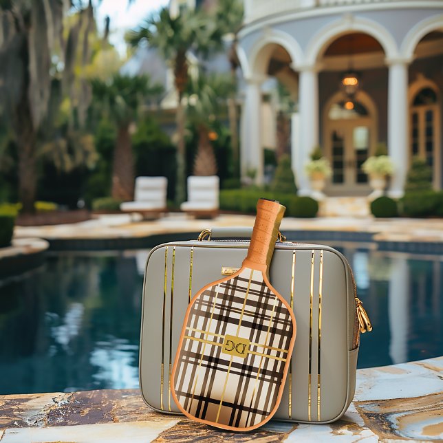 Raquette De Pickleball Taupe sophistiquée et monogramme or (Classic Taupe and Gold Plaid Wexford Pickleball Paddle)