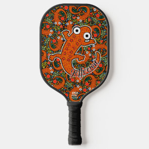Raquette De Pickleball Terre tachetée rouge sur le sol forestier Noir