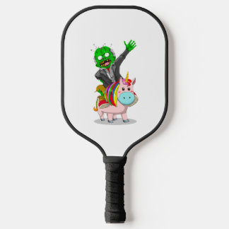 Raquette De Pickleball Un Zombie vert est à cheval sur une licorne rose m