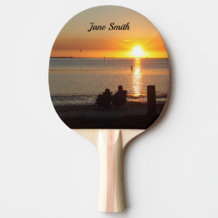 Raquette De Ping Pong Couple Assis Sur La Plage Ping Pong Paddle
