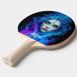 Raquette De Ping Pong Femme mystérieuse émergeant de flammes bleues et v