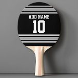 Raquette De Ping Pong Jersey Sport Argent Noir avec votre nom et numéro<br><div class="desc">Si vous êtes propriétaire d'une équipe de football d'Imaginaire,  fabriquez vos propres produits et montrez-les à vos amis ! Ou - Jouez-vous au football du lycée et voulez un memento? Ce design jersey est parfait pour tous ceux qui pratiquent le sport.</div>