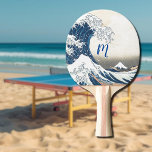 Raquette De Ping Pong La Grande Vague - L'art japonais<br><div class="desc">La Grande Vague - Art japonais vintage de l'artiste Katsushika Hokusai du 19ème siècle. Il a été édité et appliqué sur cette pagaie Ping Pong par lumirala. Facile à personnaliser maintenant avec votre monogramme.</div>