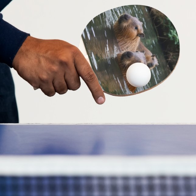 Raquette De Ping Pong La Nage Des Capybaras Dans La Rivière, (Insitu)
