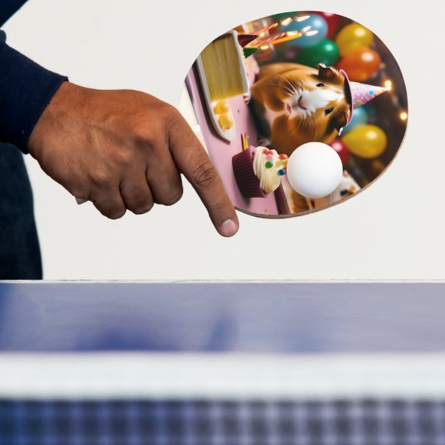 Raquette De Ping Pong Le Cochon De Guinée Fête Avec Du Gâteau Et Du Boul (Insitu)