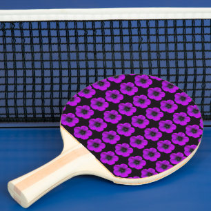 Raquette De Ping Pong Modèle floral de géranium violet sur noir