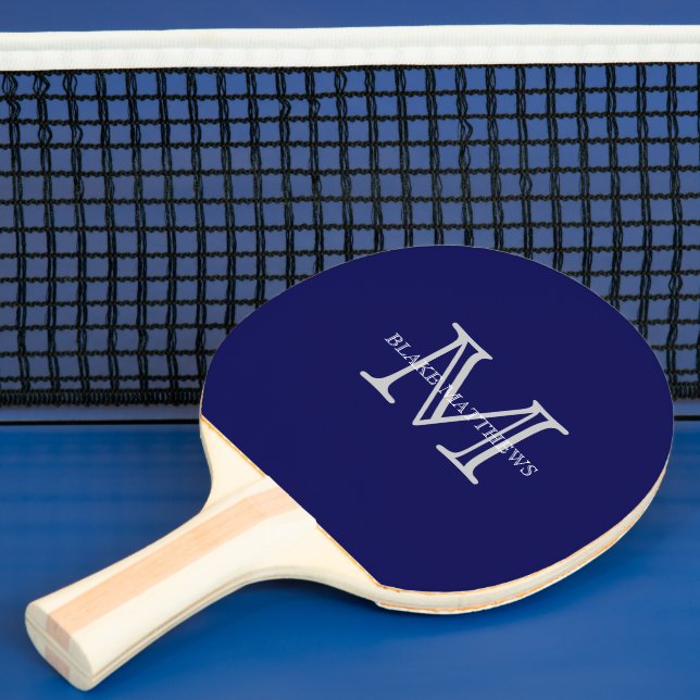 Raquette De Ping Pong Monogramme et nom personnalisés bleu marine classi (Insitu)