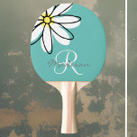 Raquette De Ping Pong Monogramme Joli Doodle Fleur marguerite<br><div class="desc">Cette conception a été créée par art numérique. Elle peut être personnalisée en cliquant sur le bouton personnaliser et en modifiant la couleur, en ajoutant un nom, des initiales ou vos mots préférés. Contactez-moi à l'adresse colorflowcreations@gmail.com si vous souhaitez que ce design soit disponible sur un autre produit. Achetez ma...</div>