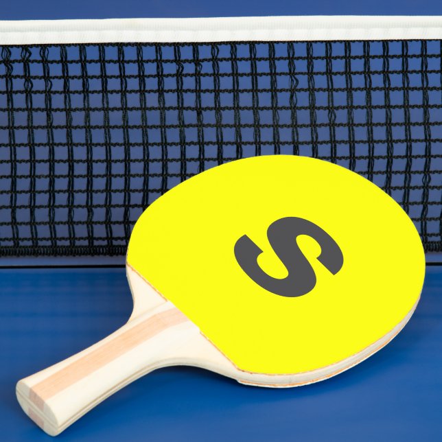 Raquette De Ping Pong Monogramme personnalisé Initial Neon Jaune (Insitu)