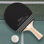 Raquette De Ping Pong monogramme simple et élégant sur noir<br><div class="desc">Design monogramme et élégant sur table de ping-pong noir pour personnaliser avec votre nom</div>