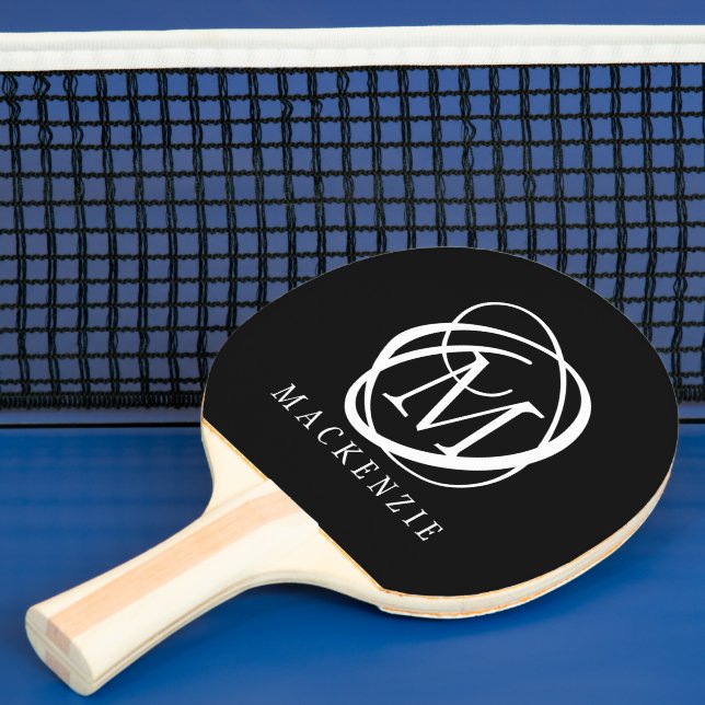Raquette De Ping Pong Nom de monogramme élégant Noir Blanc (Insitu)