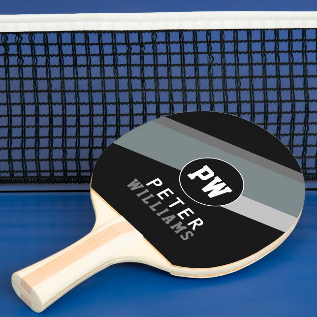 Raquette De Ping Pong Nom du joueur de monogramme Cool Noir moderne (Insitu)