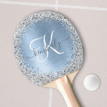 Raquette De Ping Pong Parties scintillant en argent brossé bleu Nom du m<br><div class="desc">Personnalisez facilement cette pagaie de ping-pong chic et branchée avec une jolie parties scintillant brillante en argent sur un arrière - plan métallique brossé bleu.</div>