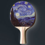 Raquette De Ping Pong Vincent Van Gogh Starry Nuit Vintage Art<br><div class="desc">Vincent van Gogh Starry Night Art Peinture Starry Night est un tableau de l'artiste post-impressionniste néerlandais Vincent van Gogh. Le ciel bleu de la nuit est rempli de nuages tourbillonnants, d'étoiles et d'une lune brillante croissant. La Nuit étoilée est la seule nocturne de la série de vues depuis la fenêtre...</div>