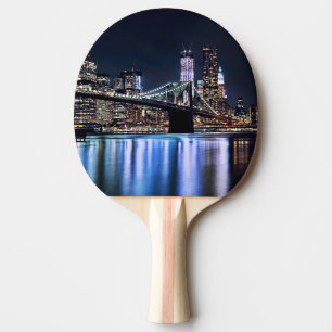 Raquette De Ping Pong Vue de la réflexion de pont de Brooklyn de New
