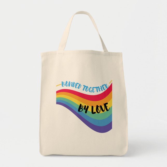 Rassemblés par des sacs de courses de jouets (Devant)