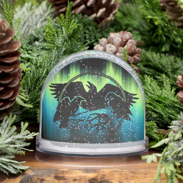 Raven Snow Globe Personalized Raven Snow Globes (Hiver)