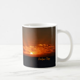 Rayons dans la tasse de café de ciel