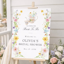 Réception de mariage fleurie et colorée autour d'u