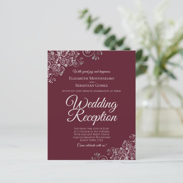 Réception de mariage Silver & Burgundy BUDGET Invi (Debout devant)