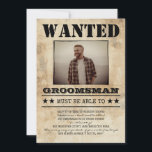Recherché Best Man Groomsman Funny Photo Propositi<br><div class="desc">Amusant style poster Recherché vintage "tu seras mon groomsman" carte de proposition. Vous pouvez désactiver le filtre photo d'origine dans l'outil d'édition ;</div>