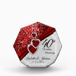 Récompense 40e 💞 anniversaire de la Parties scintillant roug<br><div class="desc">40th Ruby Red and White Parties scintillant Mariage Anniversary Award prêt pour vous ou personnalisation. ⭐ Ce produit est entièrement personnalisable. Les graphiques et / ou le texte peuvent être ajoutés, supprimés, déplacés, redimensionnés, modifiés, tournés, etc... ⭐ 99% de mes designs dans mon magasin sont faits en couches. Cela vous...</div>