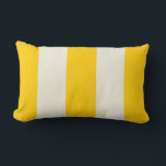 Rectangle Beurre Jaune et Ecru Coussin de bande<br><div class="desc">De larges rayures jaune beurre et ivoire écru sont un accent moderne et préppant pour votre décor maison. Paire avec des motifs plus audacieux pour un mélange élégant et un style tendance.</div>
