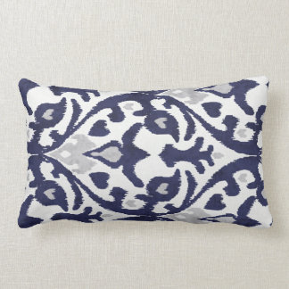 Rectangle Coussin ikat bleu et blanc chic moderne