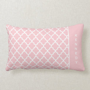 Rectangle Coussin marocain de monogramme rose-clair