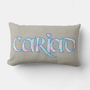 Rectangle Gallois Floral Texte Cariad avec Coussin de Heart 
