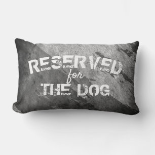 Rectangle réservé pour la citation de chien coussin en gris 