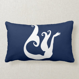 Rectangle sirène blanche sur coussin bleu