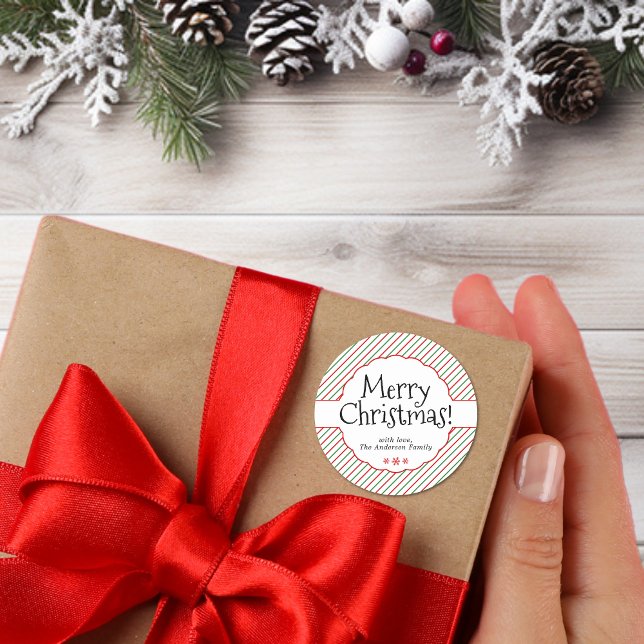 Red Green White Diagonal Stripe Étiquette cadeau (Elegant Minimal Red and Green Candy Cane Stripes Classic Round Sticker)