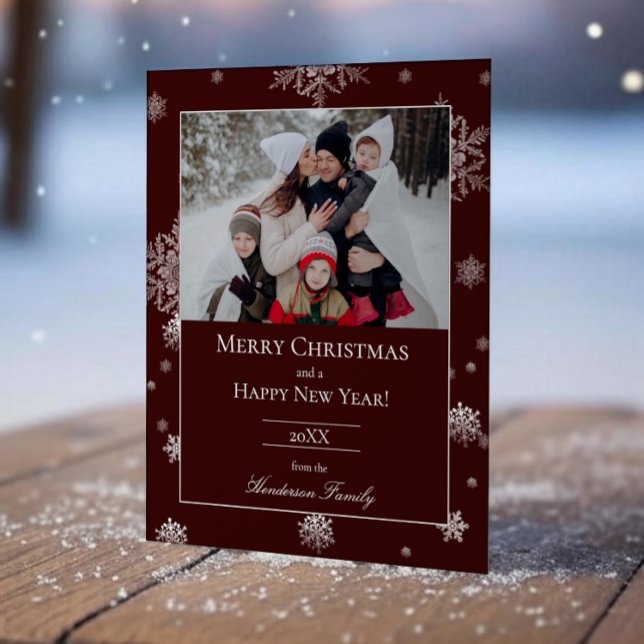 Red Modern Snowflakes Flat Holiday Carte photo (Red Modern Snowflakes Holiday Photo Card)