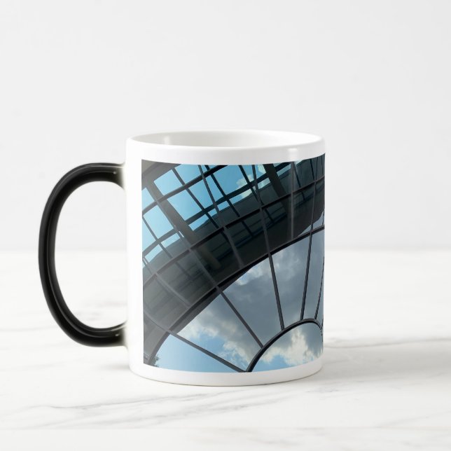 Reflet du ciel dans la fenêtre de la tasse  (Gauche)