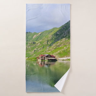 Reflet du lac Bâlea – Impression alpine des Carpat