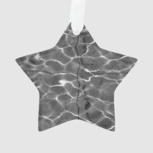 Réflexions Légères Sur L'Eau : Noir & Blanc