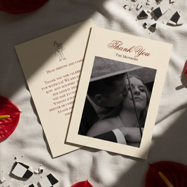 Remerciements Carte de remerciement de mariage classique rouge g (Express your gratitude in timeless style with this Old Money Bold Red Wedding Thank You Card!)