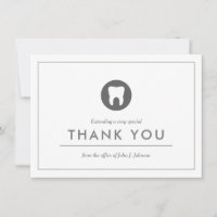 Carte de remerciement minimale à plat sur le thème