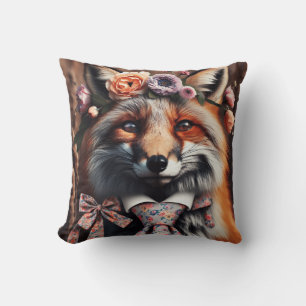 Renard sauvage portant une cravate coussin mignon