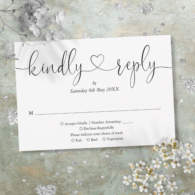 Réponse aimable cœur élégant écriture noir et blan (Elegant Black And White Script Heart Kindly Reply RSVP Card)