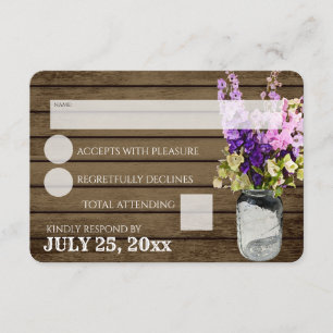 Réponse du pot rustique de Delpheniums