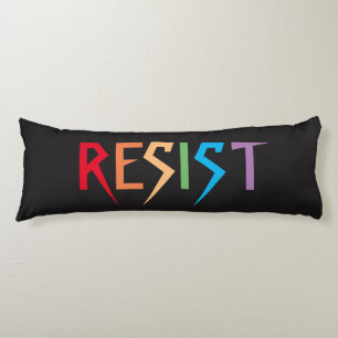 Résistez dans le coussin de corps de couleurs