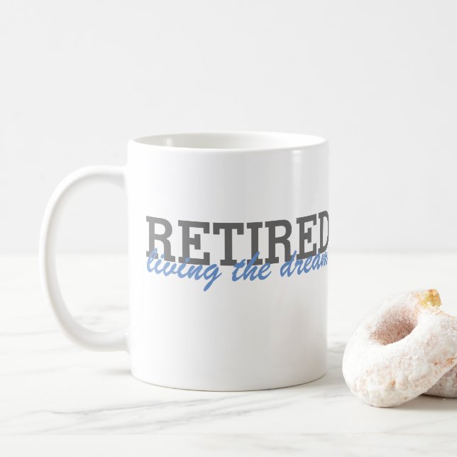 Retiré et vivant la tasse rêveuse (Avec donut)