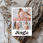 Retro 3 Photo Faire-part de grossesse pour bébé<br><div class="desc">Partagez vos nouvelles joyeuses avec une touche de charme festif grâce à notre Faire-part Photo Christmas Pregnancy. Cette carte ravissante comporte une photo personnelle, magnifiquement encadrée pour présenter votre famille grandissante. Le design intègre des éléments festifs comme les arbres de Noël, les flocons de neige ou les accents de vacances,...</div>